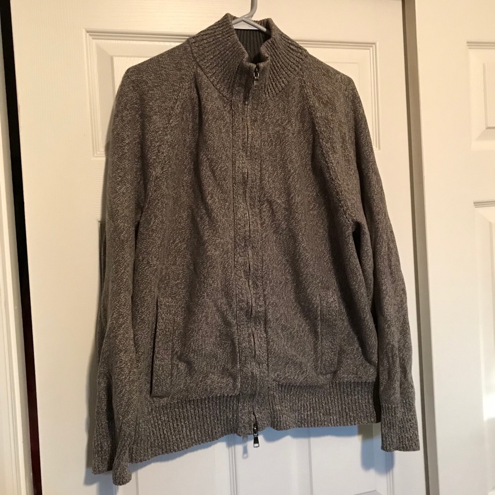 Banana republic grey and white sweater